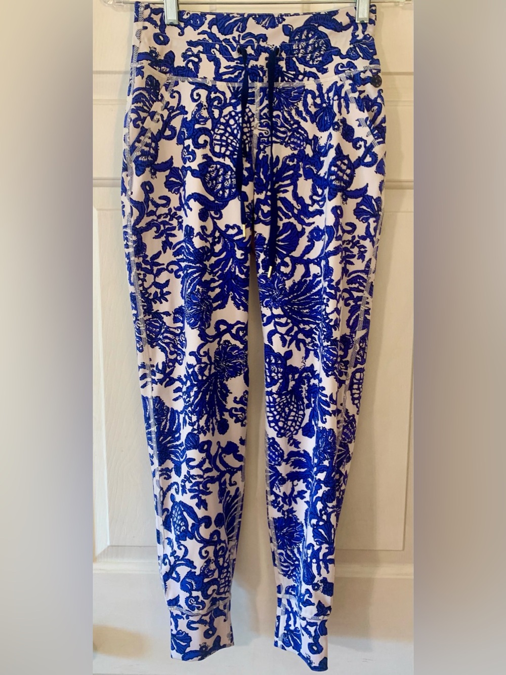 Lilly Pulitzer Luxletic Blue & White Printed Drawstring Jogger Yoga Pants XS